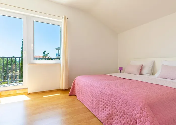 Apartments Villa Maja