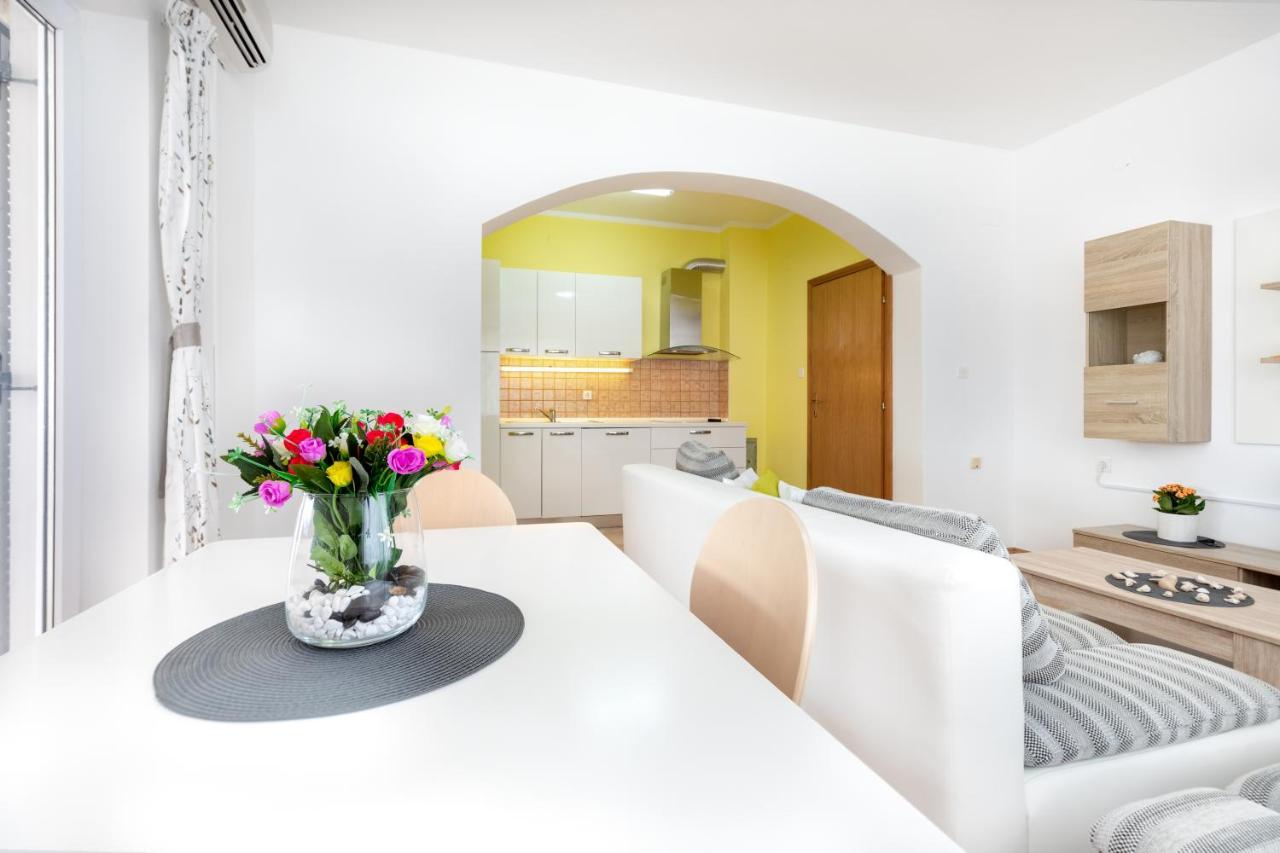 Apartment Maja
